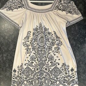 BCBG Max Azria Women Dress with Pockets - size M